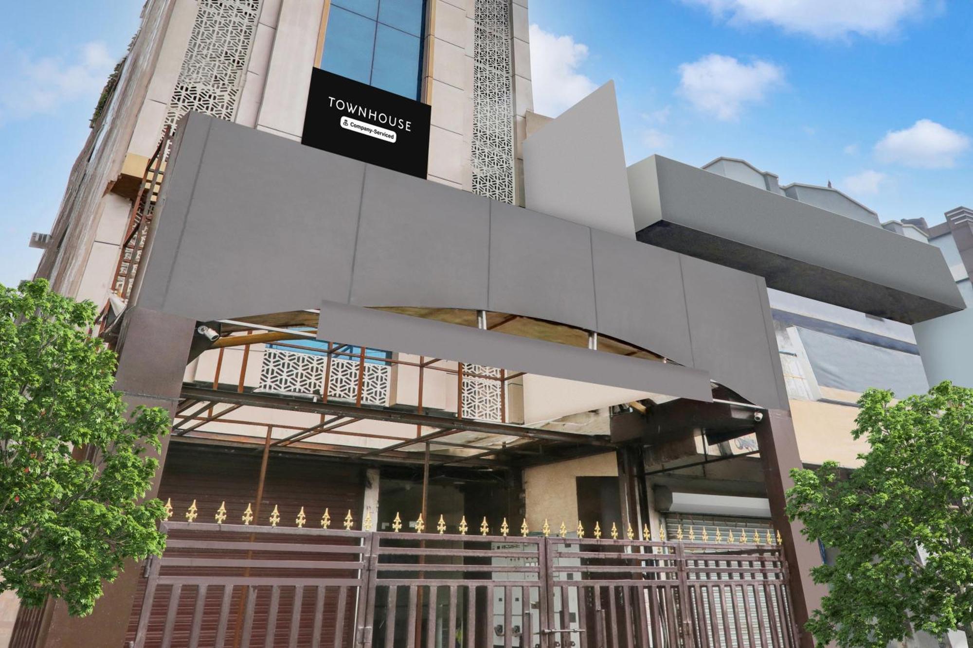 Super Townhouse Kankarbagh Formerly Kunwar Alcajars Patna  Bagian luar foto