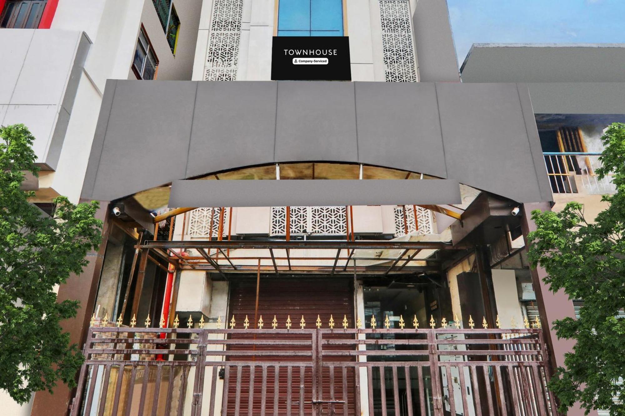 Super Townhouse Kankarbagh Formerly Kunwar Alcajars Patna  Bagian luar foto